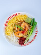 Stir-fried Noodle Korat style with Shrimp