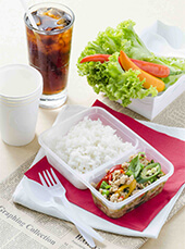 <span>Stir-fried pork or chicken with basil with water</span>