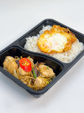 <div><span><span>Stir-fried chicken with fresh ginger + Fried egg (10 boxes)</span></span></div>