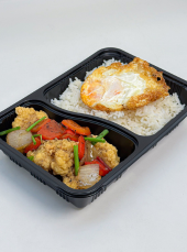 <span>
  <span>Stir-fried chicken with black pepper + Fried egg (10 boxes)</span></span>