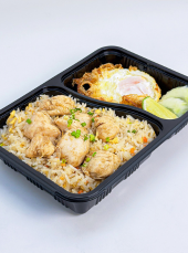 <span>
  <span>Fried rice with chicken+ Fried egg (10 boxes)</span></span>